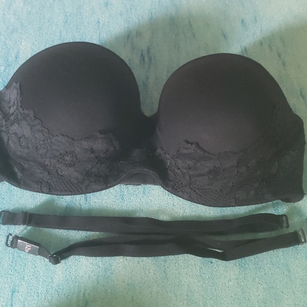 Victoria's Secret BBV Convertible bra